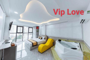 Z Hotel Lạc Long Quân